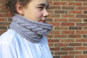 Corn Rows Cabled Cowl